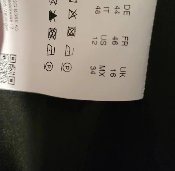 Hugo Boss Jianne Cropped Collarless Blazer - Picture 4 of 6